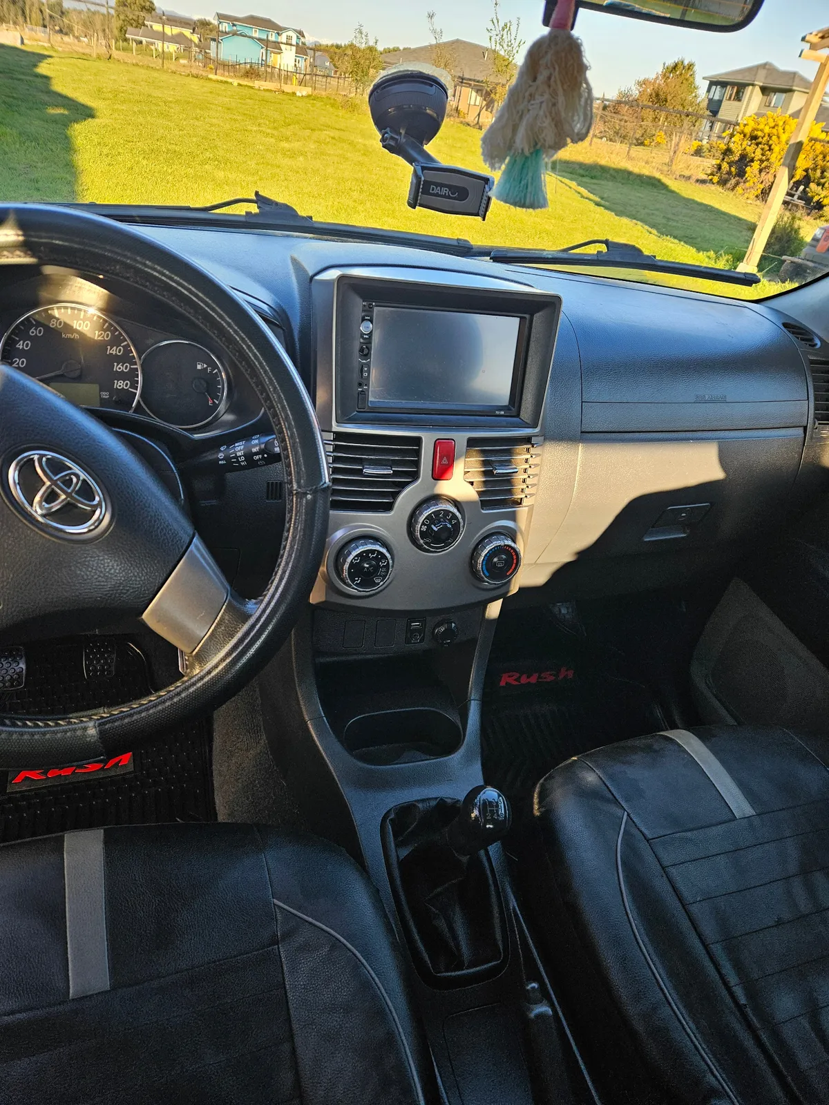 TOYOTA RUSH 1.5 Lei Mt año 2017
