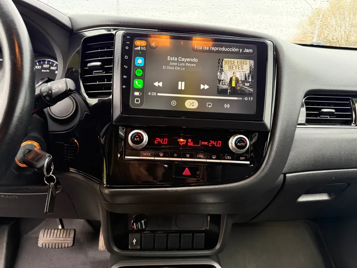 MITSUBISHI OUTLANDER 2.4 Glx + At 4x4 año 2022
