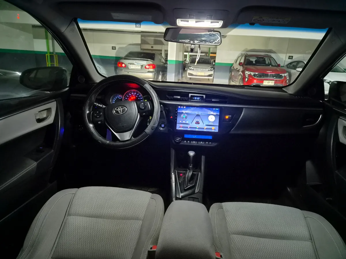 Toyota Corolla 1.8 Sdn Le Cvt At año 2017
