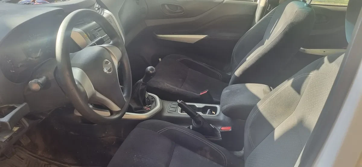 NISSAN NP300 2.3 Dsl Dc Le Mt 4wd año 2018