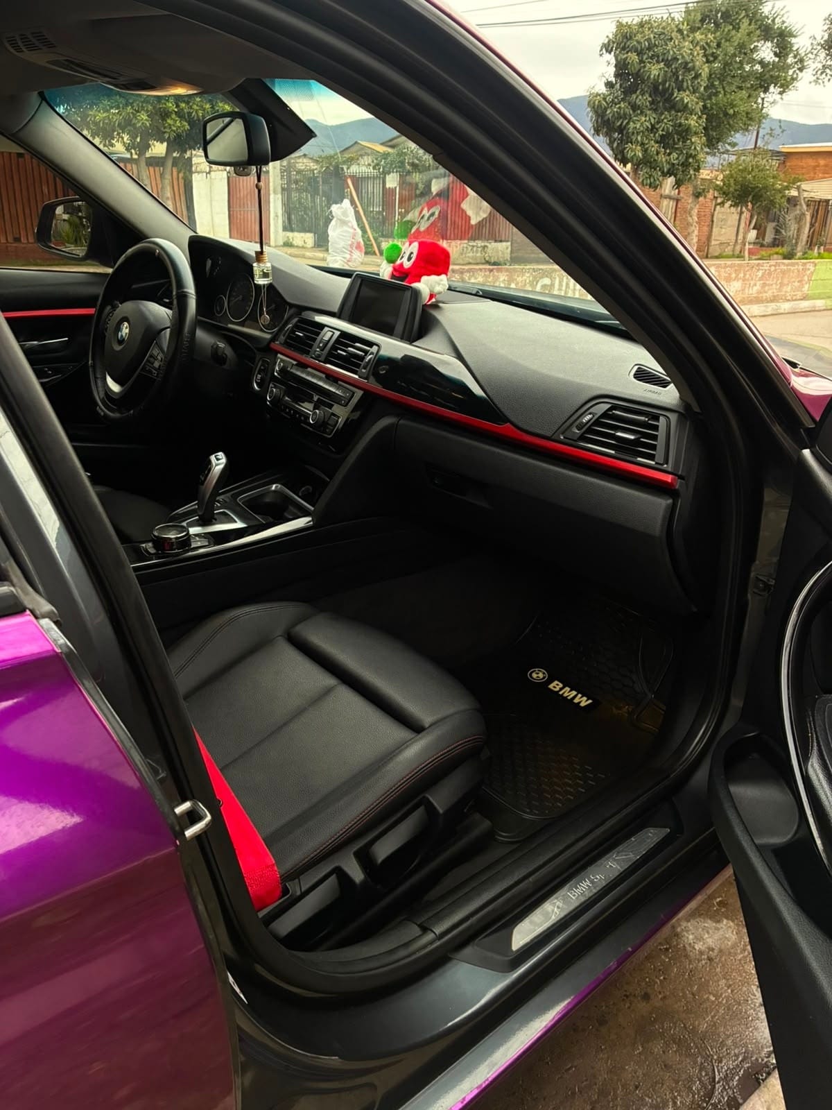 BMW 320 2.0 I Sport Sunroof At año 2013