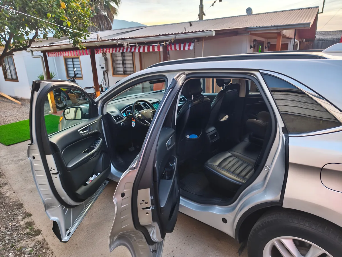 FORD EDGE 2.0 Sel Ecoboost Fwd At año 2018