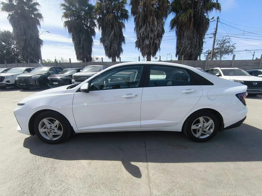 Hyundai Accent 1.5 Plus Mt año 2026
