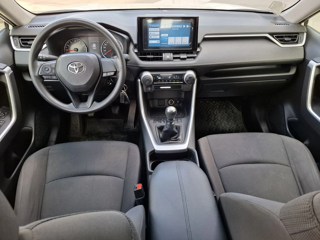 Toyota Rav4 Le año 2023
