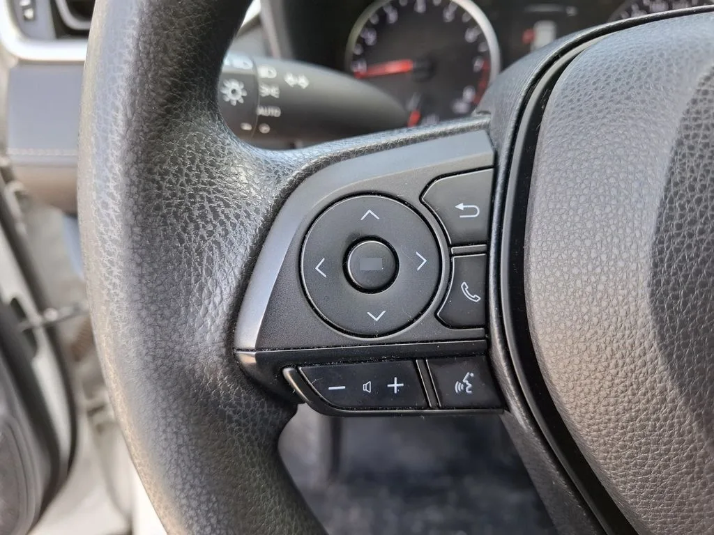 Toyota Rav4 Le año 2023