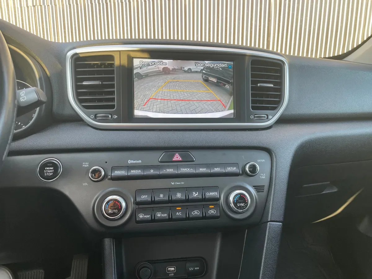 KIA MOTORS SPORTAGE Sportage Lx 2.0l Gsl 6at 2wd año 2020