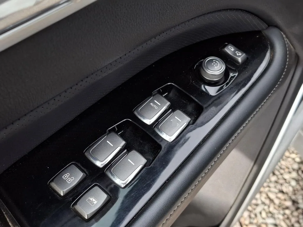 Ssangyong Rexton New Rexton 2.0 At año 2024