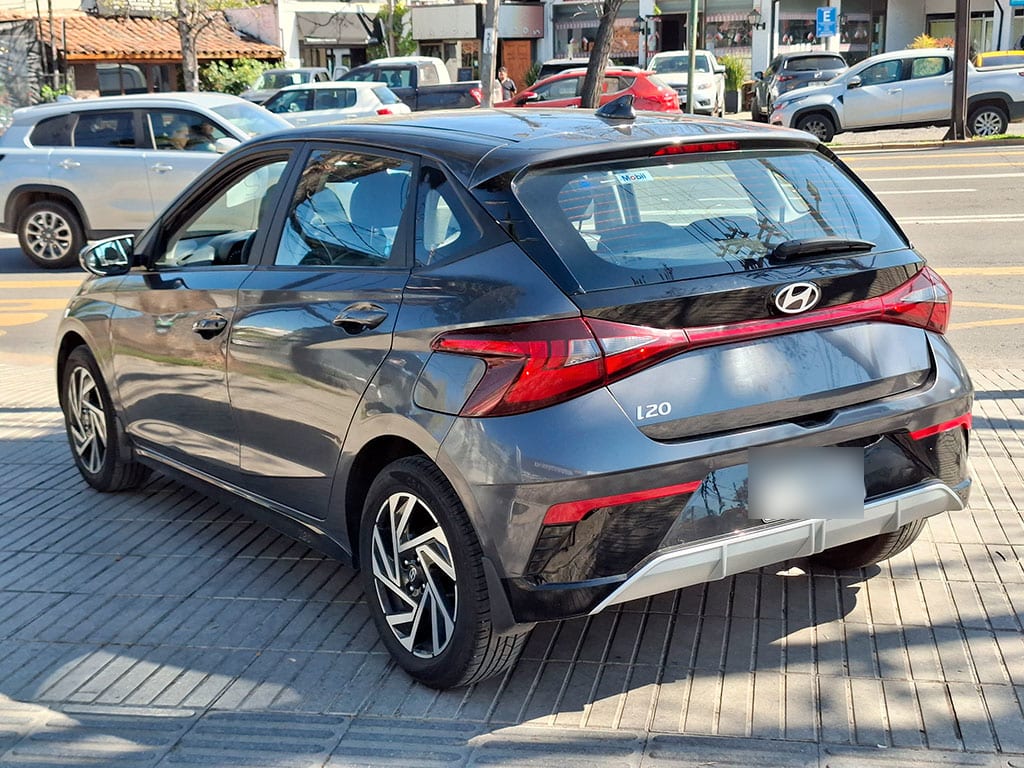Hyundai I20 11.4 Mt Plus año 2025