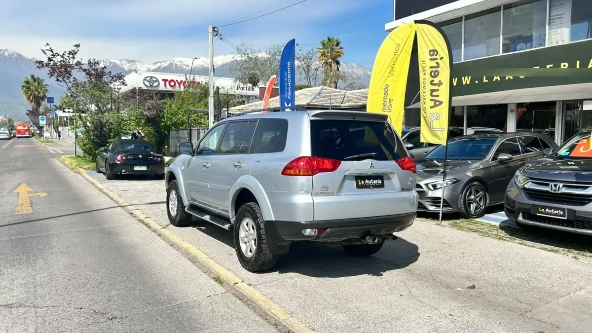 Mitsubishi Montero Sport G2 4x4 2.5 Aut año 2012