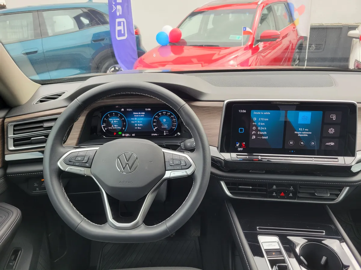 Volkswagen ATLAS 2.0 Tsi Limited At 4x4 año 2025