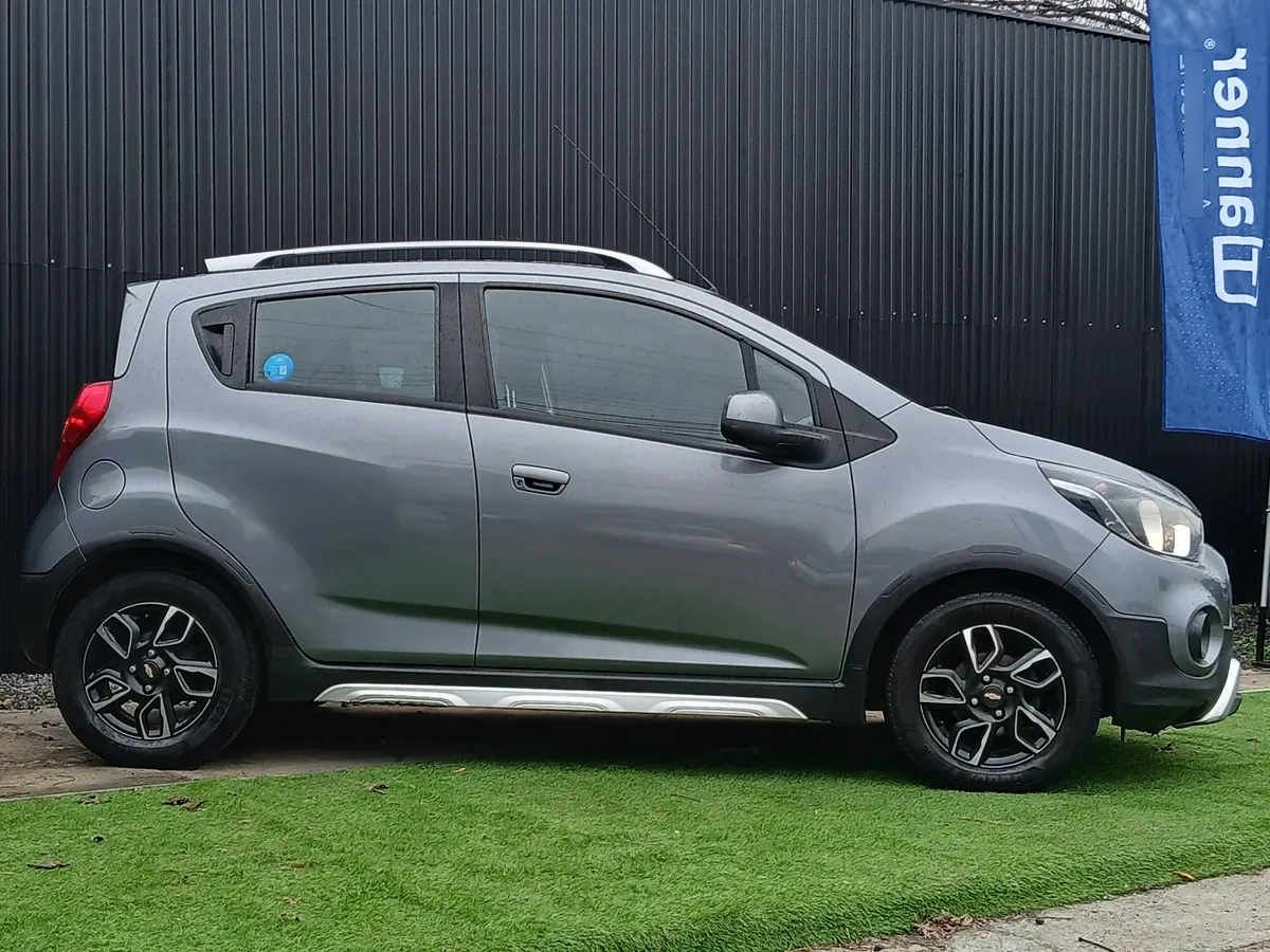 CHEVROLET SPARK GT 1.2 Lt Ml Ac Full Mt año 2020