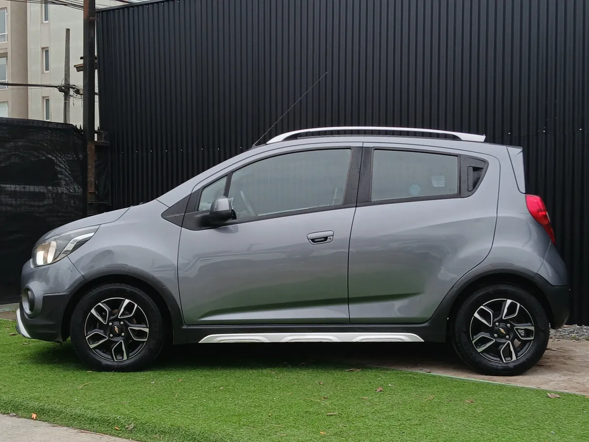 CHEVROLET SPARK GT 1.2 Lt Ml Ac Full Mt año 2020