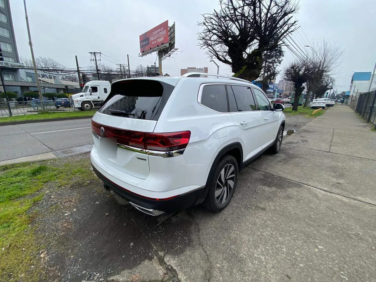 Volkswagen Atlas 2.0 Tsi Limited 4motion 4x4 At 5p año 2026