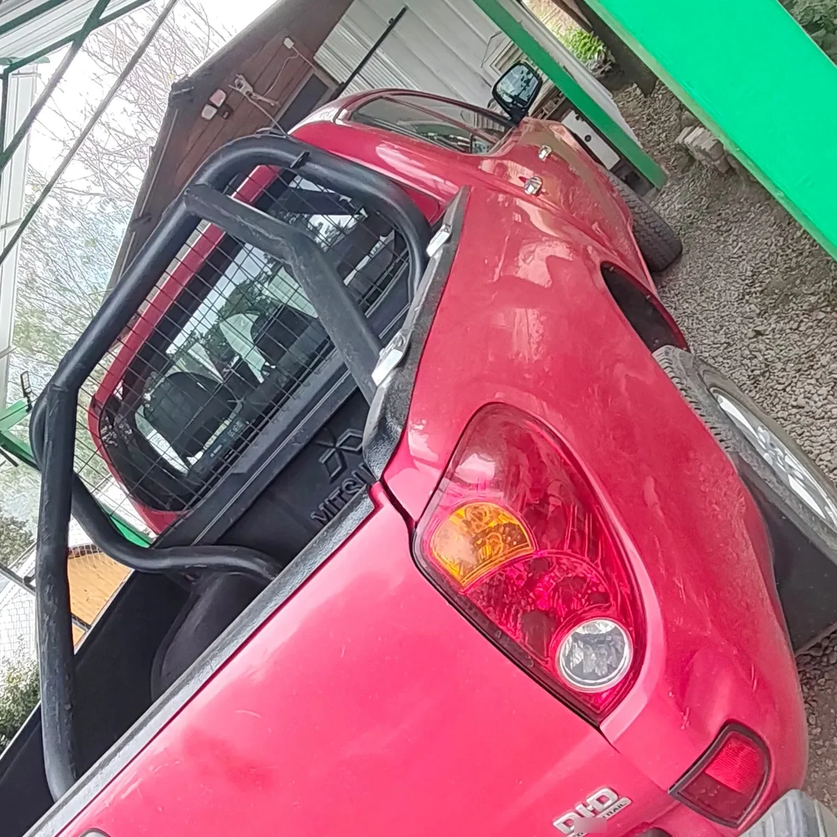 MITSUBISHI L200 2.5 D/c Td Work Cr Mt 4x2 Diesel año 2015
