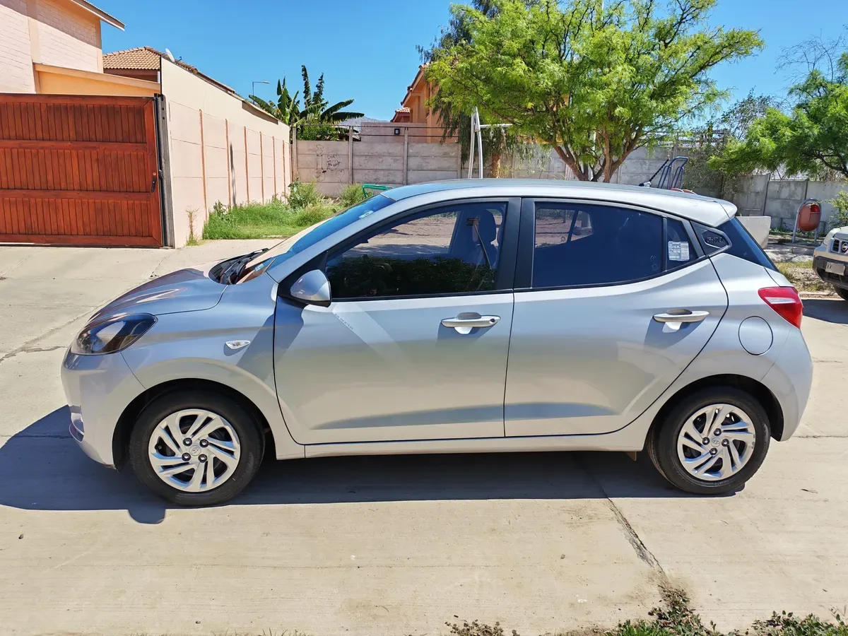 HYUNDAI GRAND I-10 1.2 Ai3 Hb Plus Mt año 2022