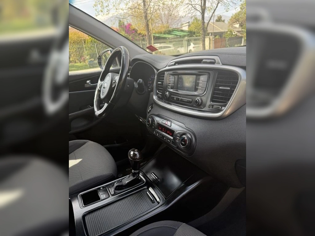 Kia Sorento 2.4 Ex 4x2 año 2015