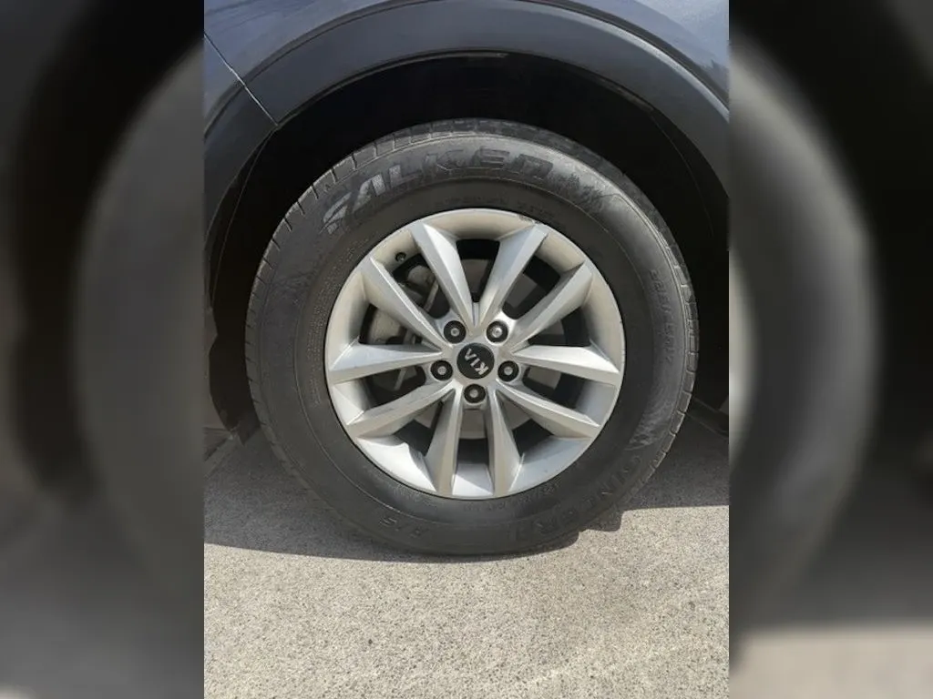 Kia Sorento 2.4 Ex 4x2 año 2015