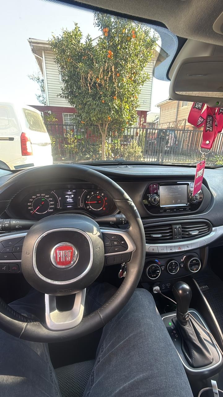 FIAT TIPO 1.6 Lounge L At año 2019