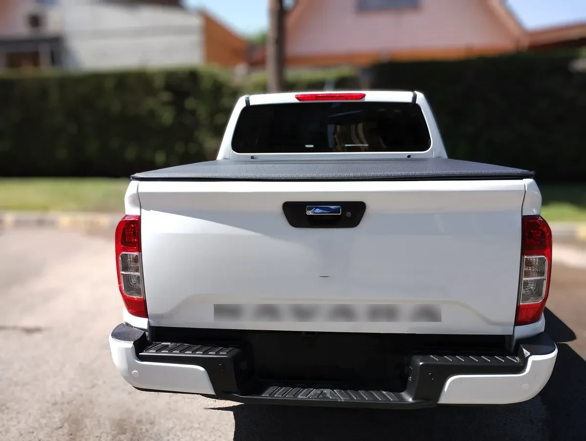 NISSAN NAVARA 2.3 Dc Xe Mt 4x2 Diesel año 2023