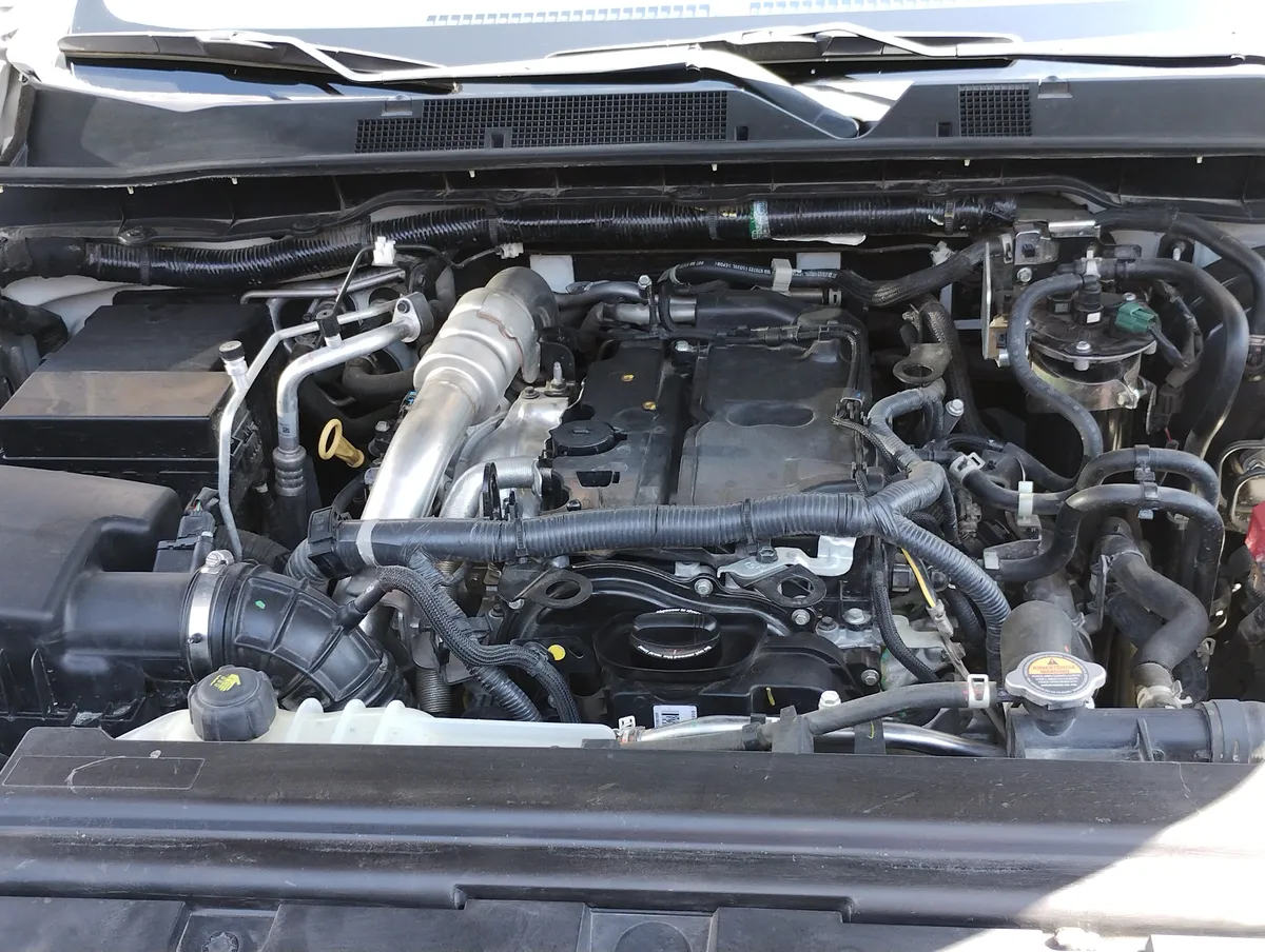 NISSAN NAVARA 2.3 Dc Xe Mt 4x2 Diesel año 2023