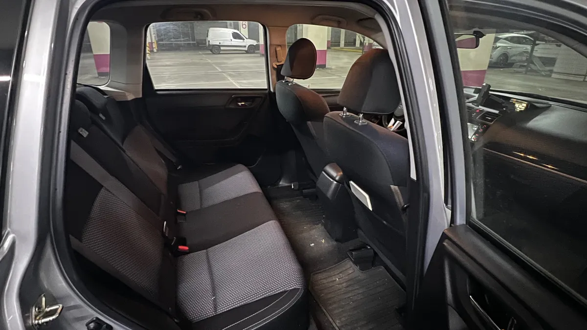 SUBARU FORESTER 2.0 Si Drive Xs At 4x4 año 2018
