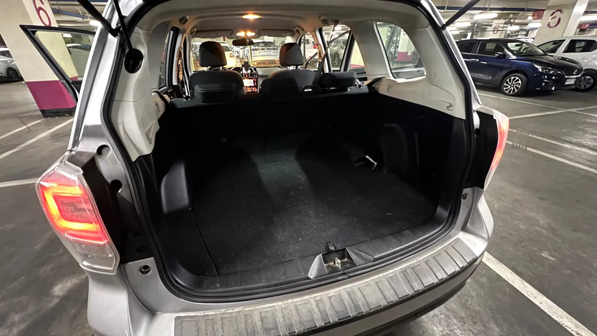 SUBARU FORESTER 2.0 Si Drive Xs At 4x4 año 2018