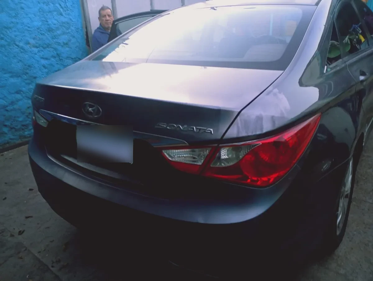 HYUNDAI SONATA 2.0 Yf Gls Sun At año 2012