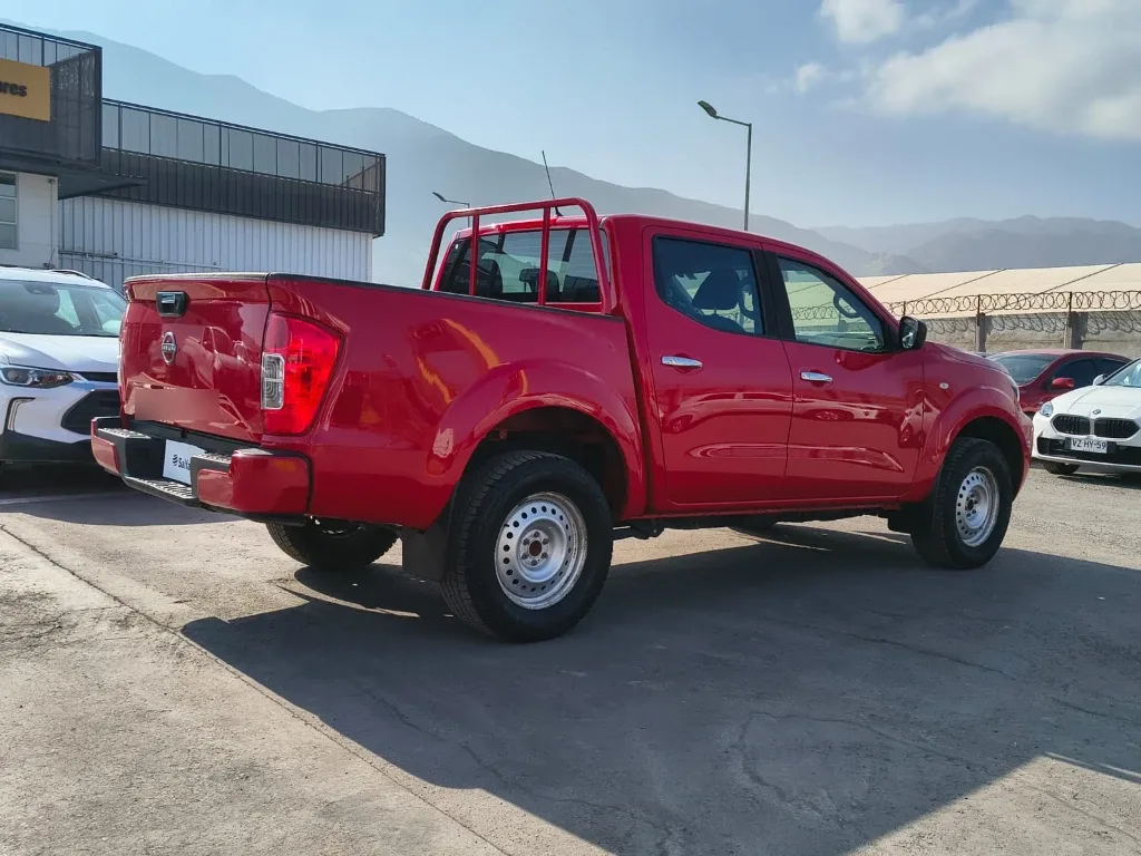 Nissan Navara Dc 4x2 2.3tdi Se año 2023