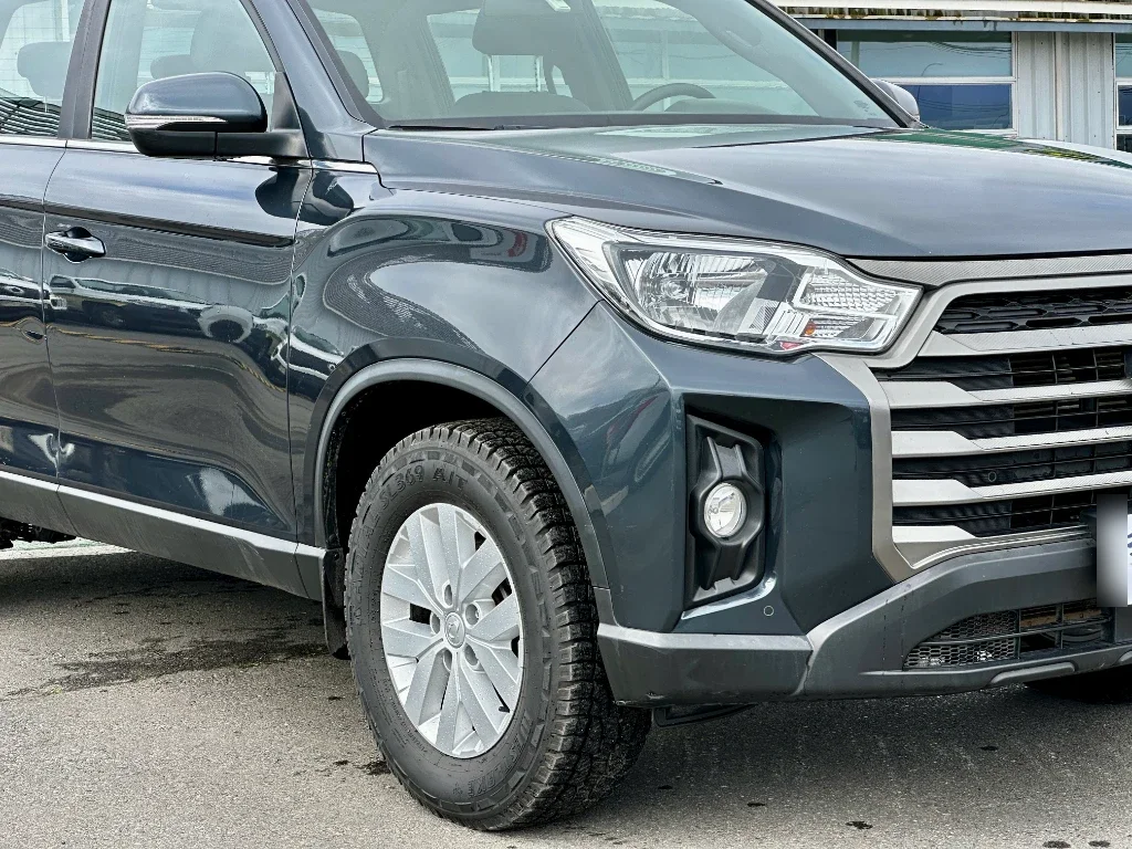 Ssangyong Grand Musso Grand Musso 2.2 4x2 Mt Full-Ql612 año 2023