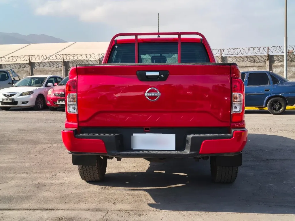 Nissan Navara Dc 4x2 2.3tdi Se año 2023