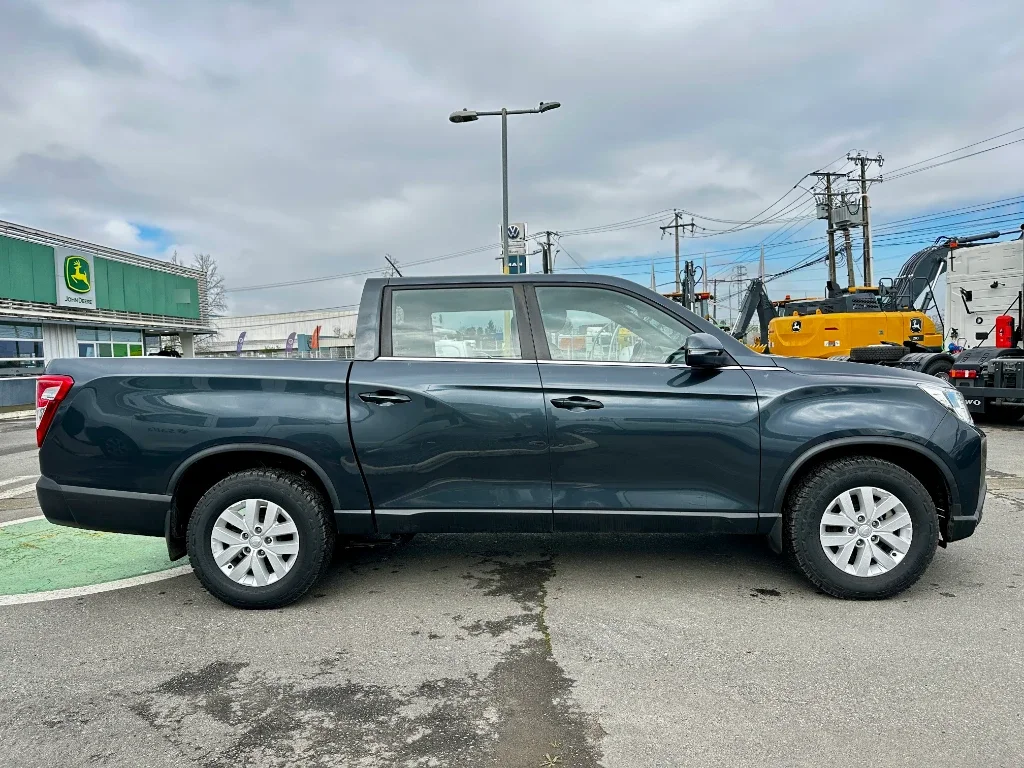 Ssangyong Grand Musso Grand Musso 2.2 4x2 Mt Full-Ql612 año 2023