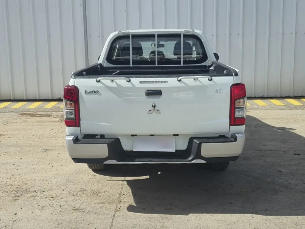 Mitsubishi L200 Katana Crm 4x4 2.4 año 2022