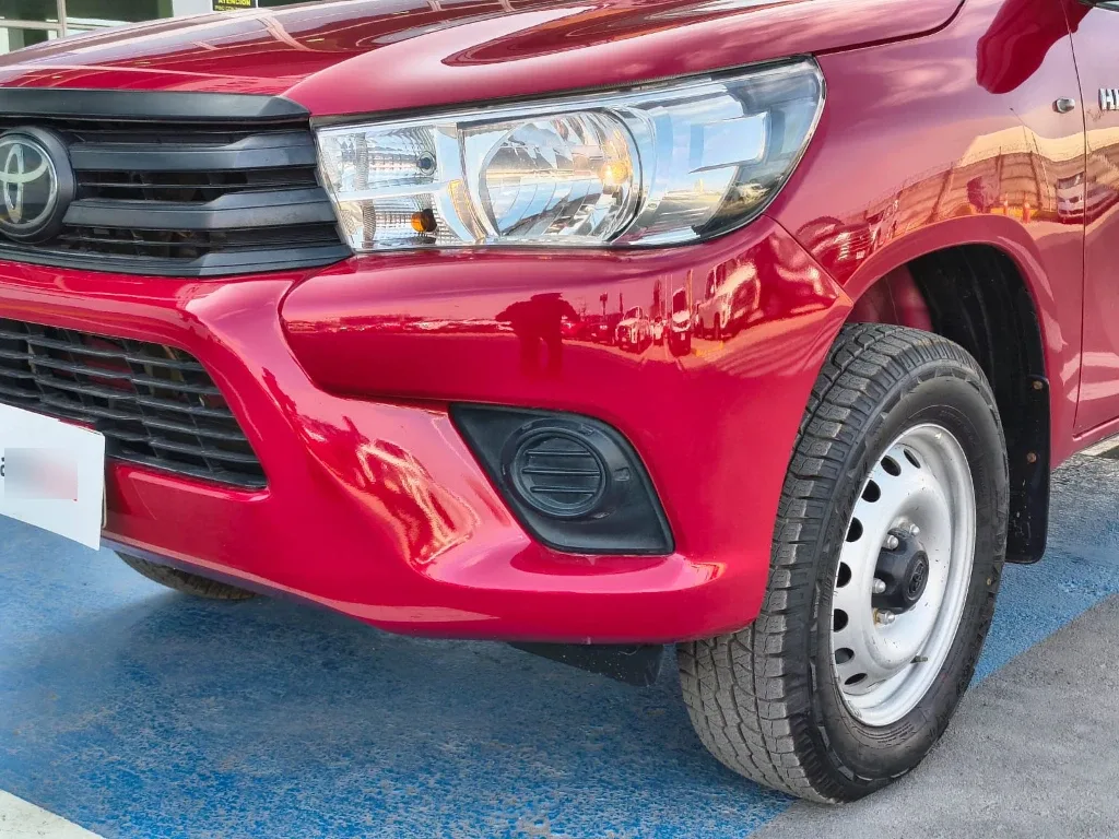 Toyota Hilux Dx Tss 4x2 Mt año 2023