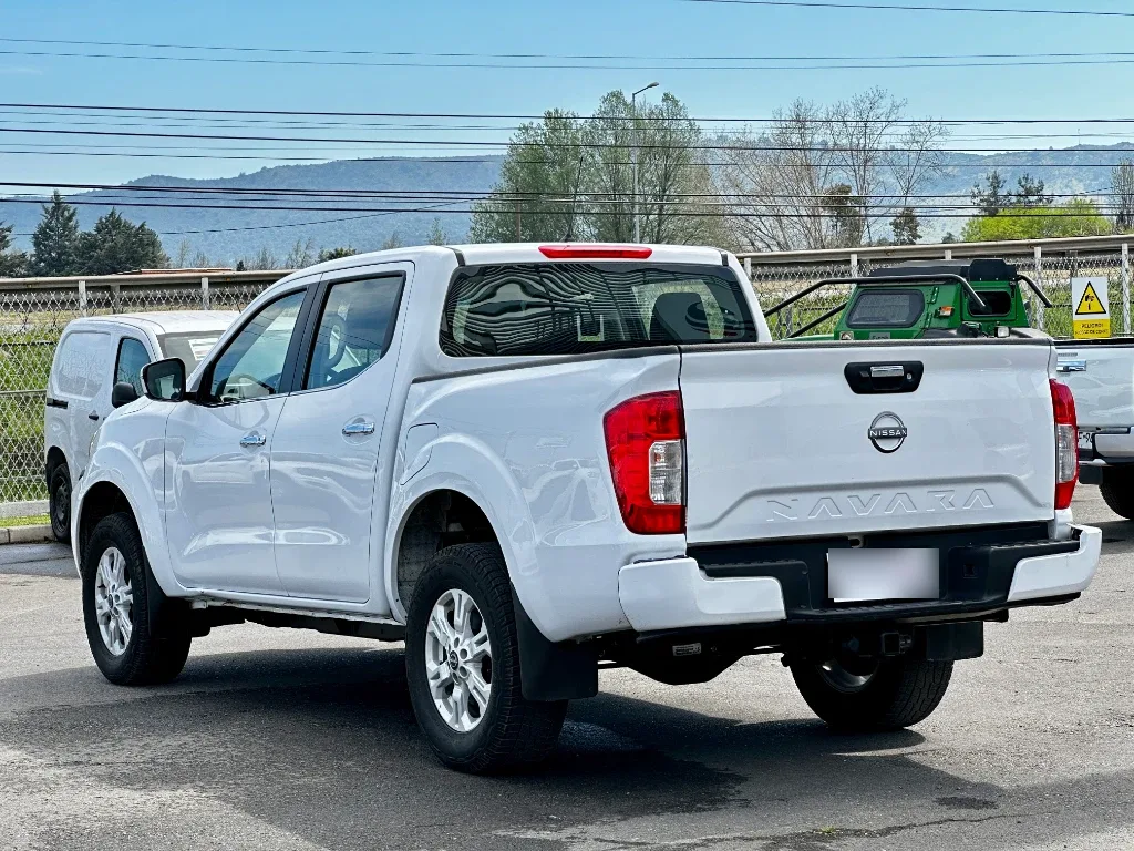 Nissan Navara Navara Dc 4x2 2.3tdi Xe año 2023