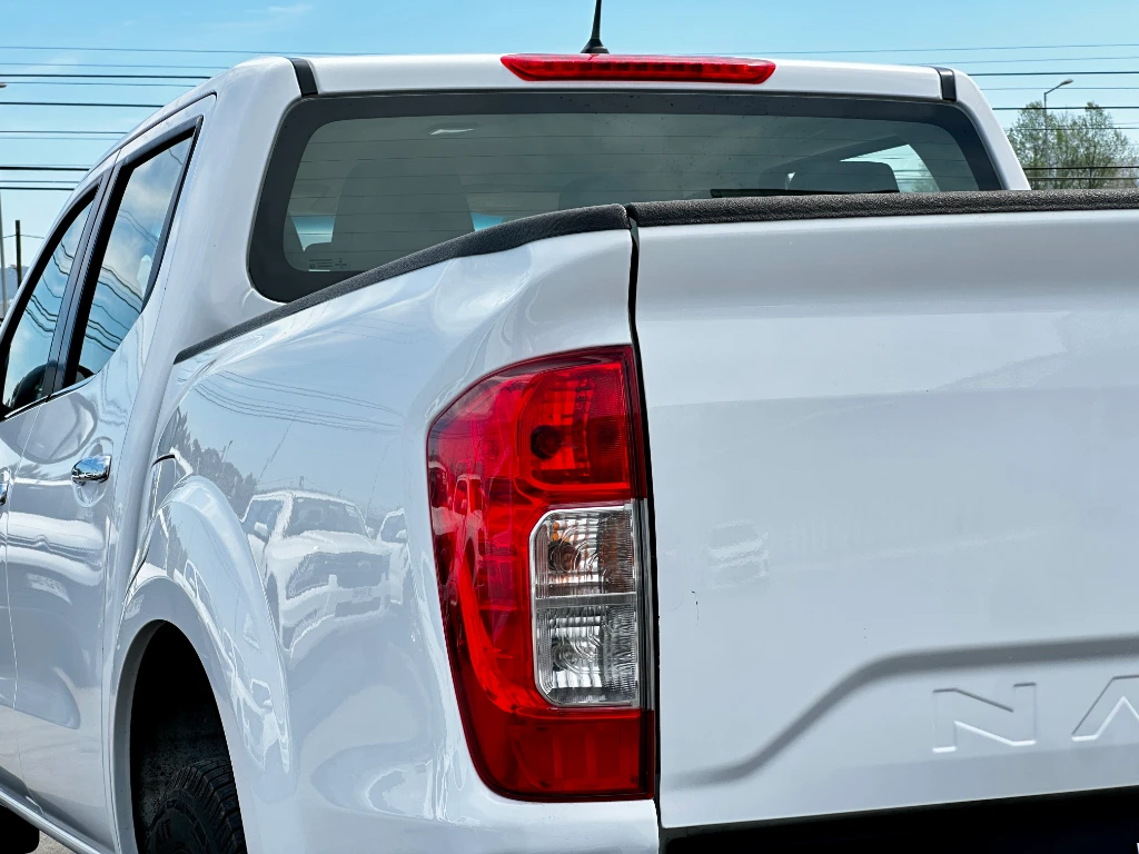 Nissan Navara Navara Dc 4x2 2.3tdi Xe año 2023