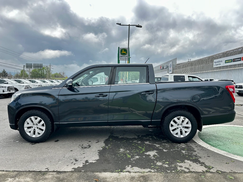 Ssangyong Grand Musso Grand Musso 2.2 4x2 Mt Full-Ql612 año 2023