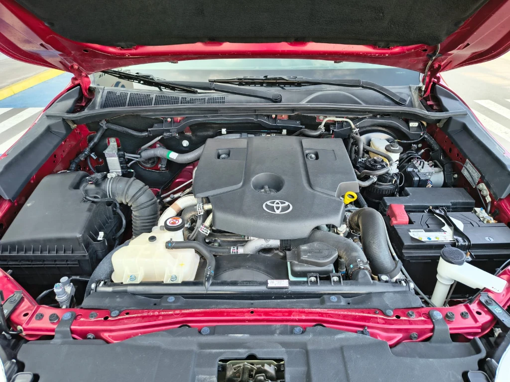 Toyota Hilux Dx Tss 4x2 Mt año 2023