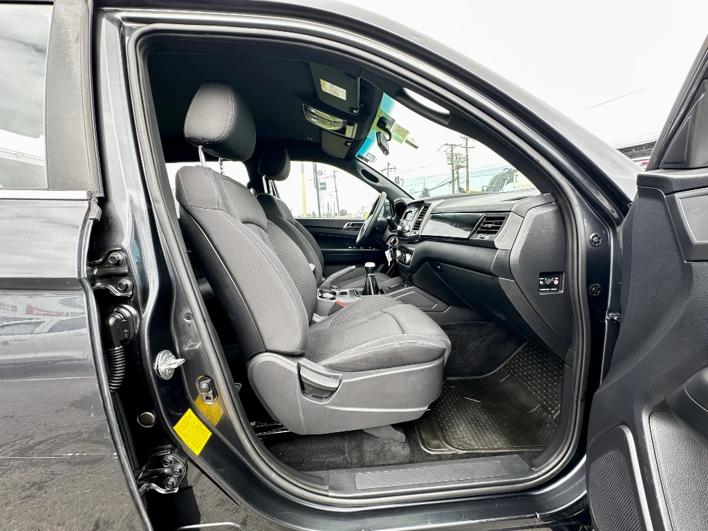 Ssangyong Grand Musso Grand Musso 2.2 4x2 Mt Full-Ql612 año 2023