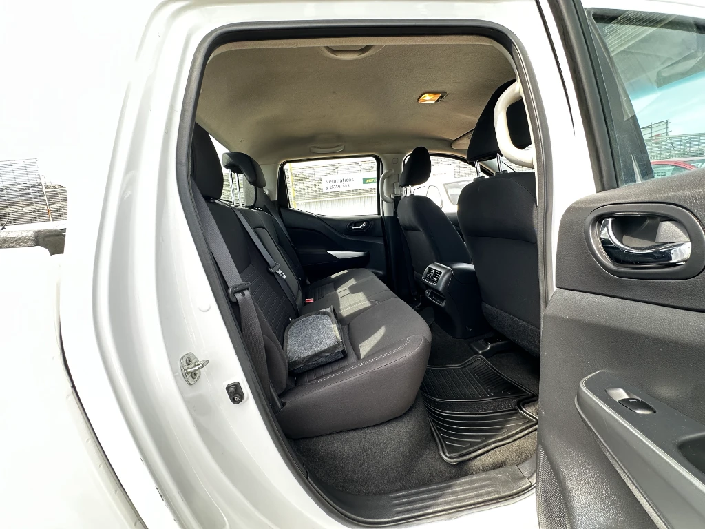 Nissan Navara Navara Dc 4x2 2.3tdi Xe año 2023