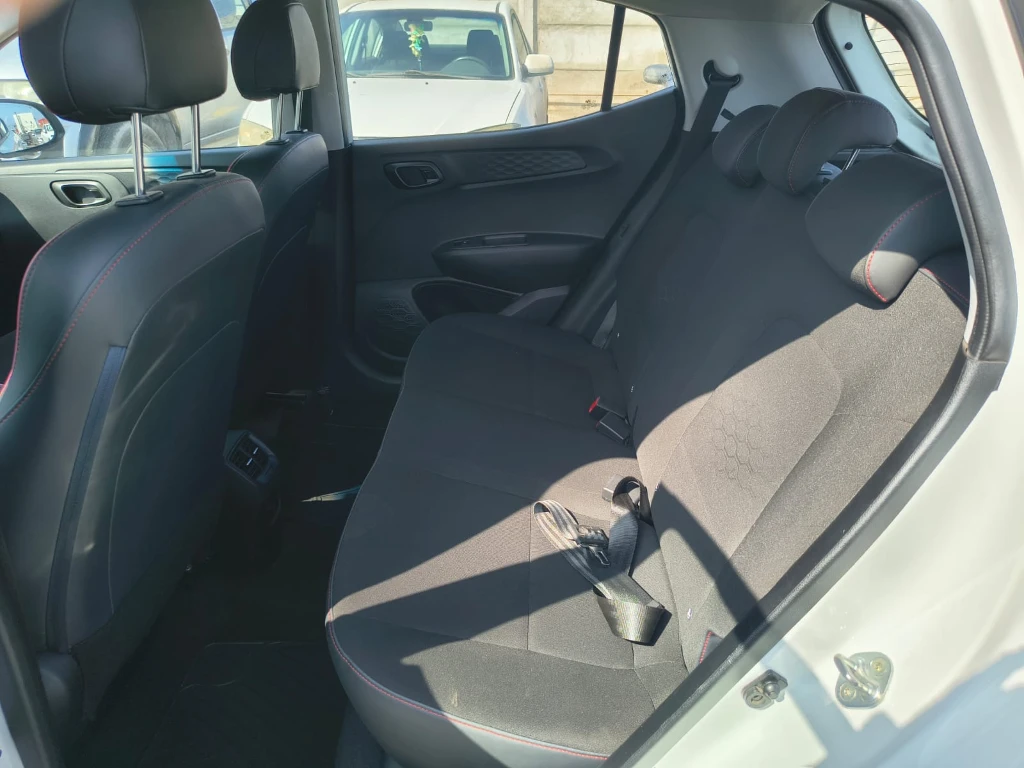 Hyundai Grand I10 I-10 Ai3 Hb 1.2 Mt Plus año 2023