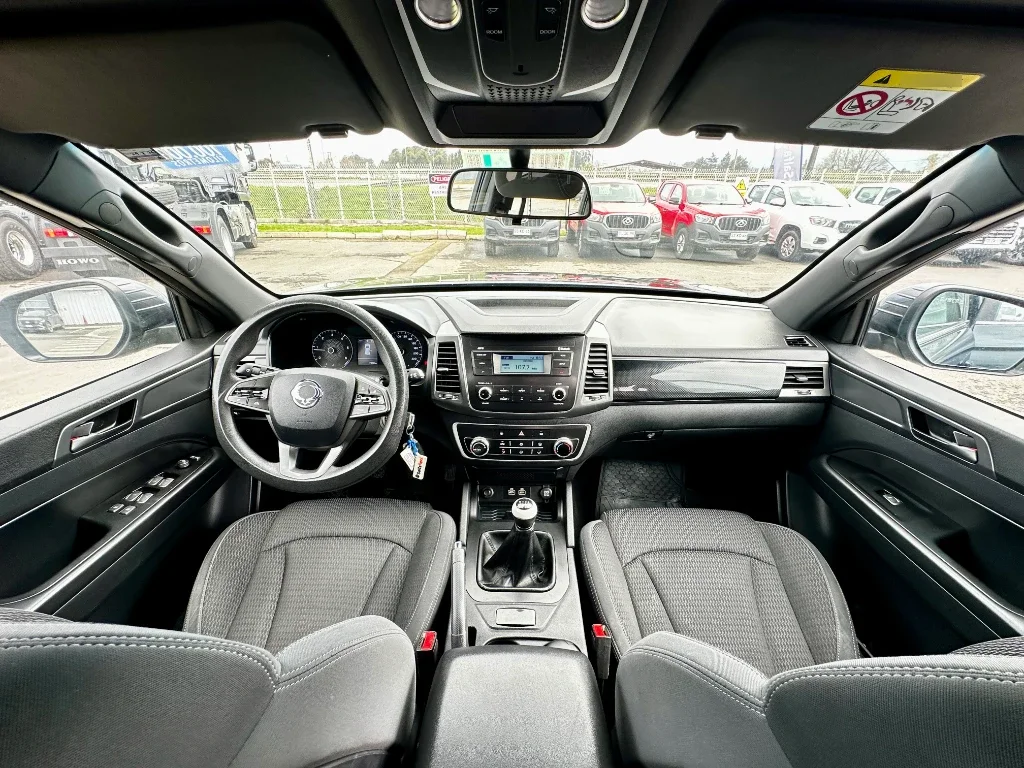 Ssangyong Grand Musso Grand Musso 2.2 4x2 Mt Full-Ql612 año 2023
