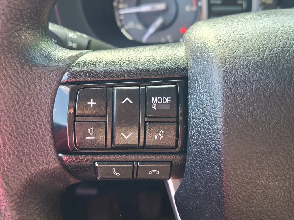 Toyota Hilux Dc 4x4 2.4 D Dx Mt año 2022