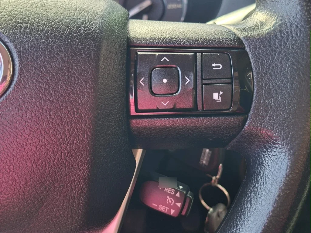 Toyota Hilux Dc 4x4 2.4 D Dx Mt año 2022