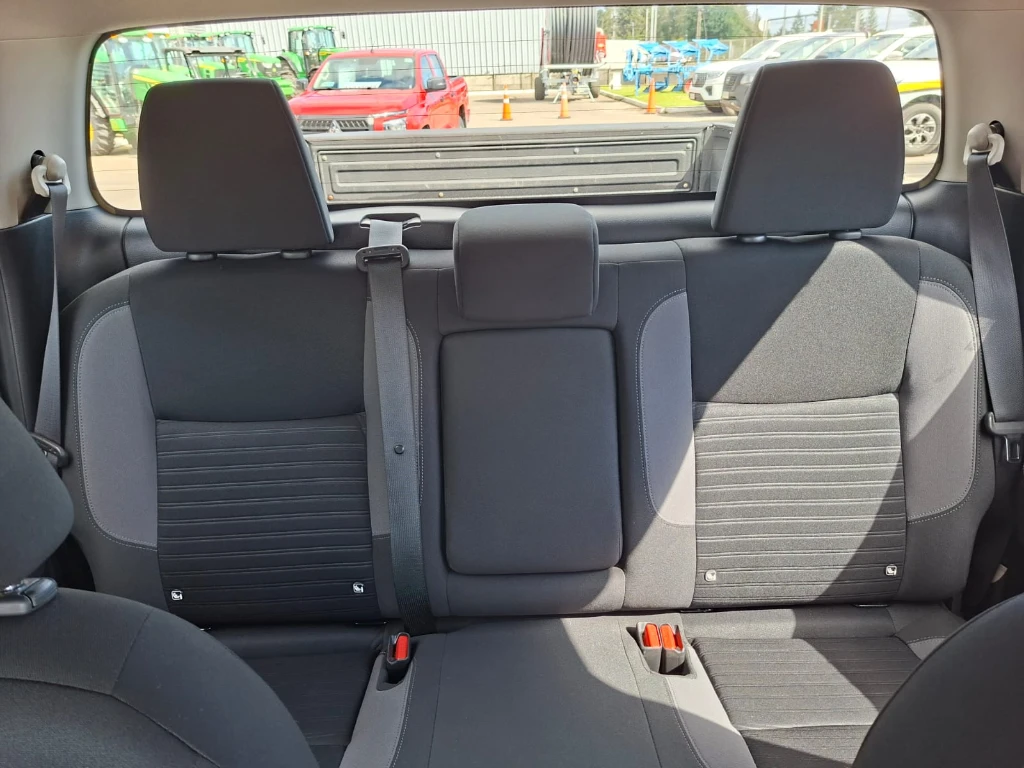 Nissan Navara Dc 4x4 2.3tdi Xe At año 2023