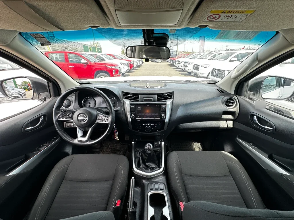 Nissan Navara Navara Dc 4x2 2.3tdi Xe año 2023