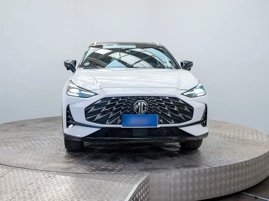 MG One One 1.5 Dlx At año 2023