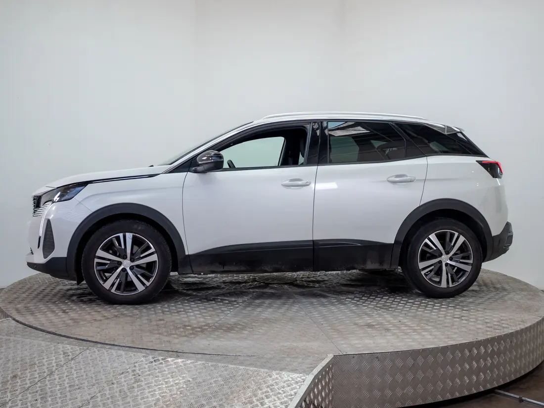 Peugeot 3008 3008 1.2 Active Pack Puretech 130 Mt año 2024