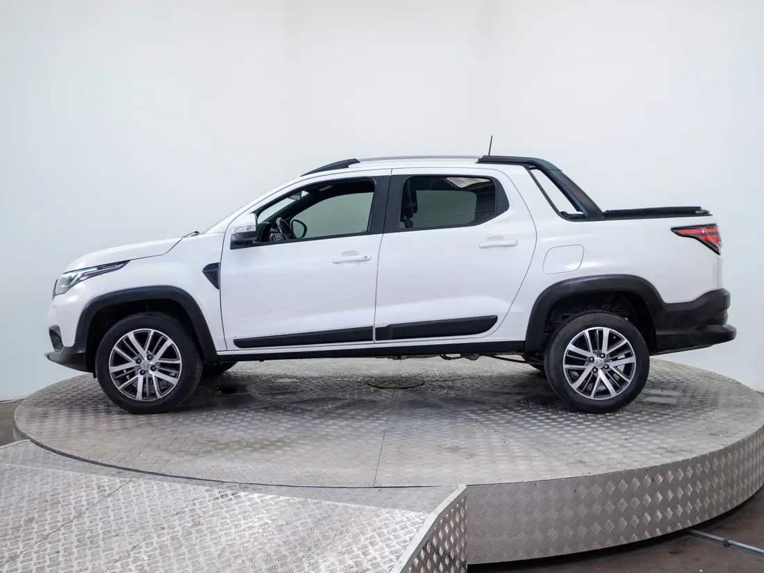 Ram 700 700 1.3 Laramie Cd Mt año 2022