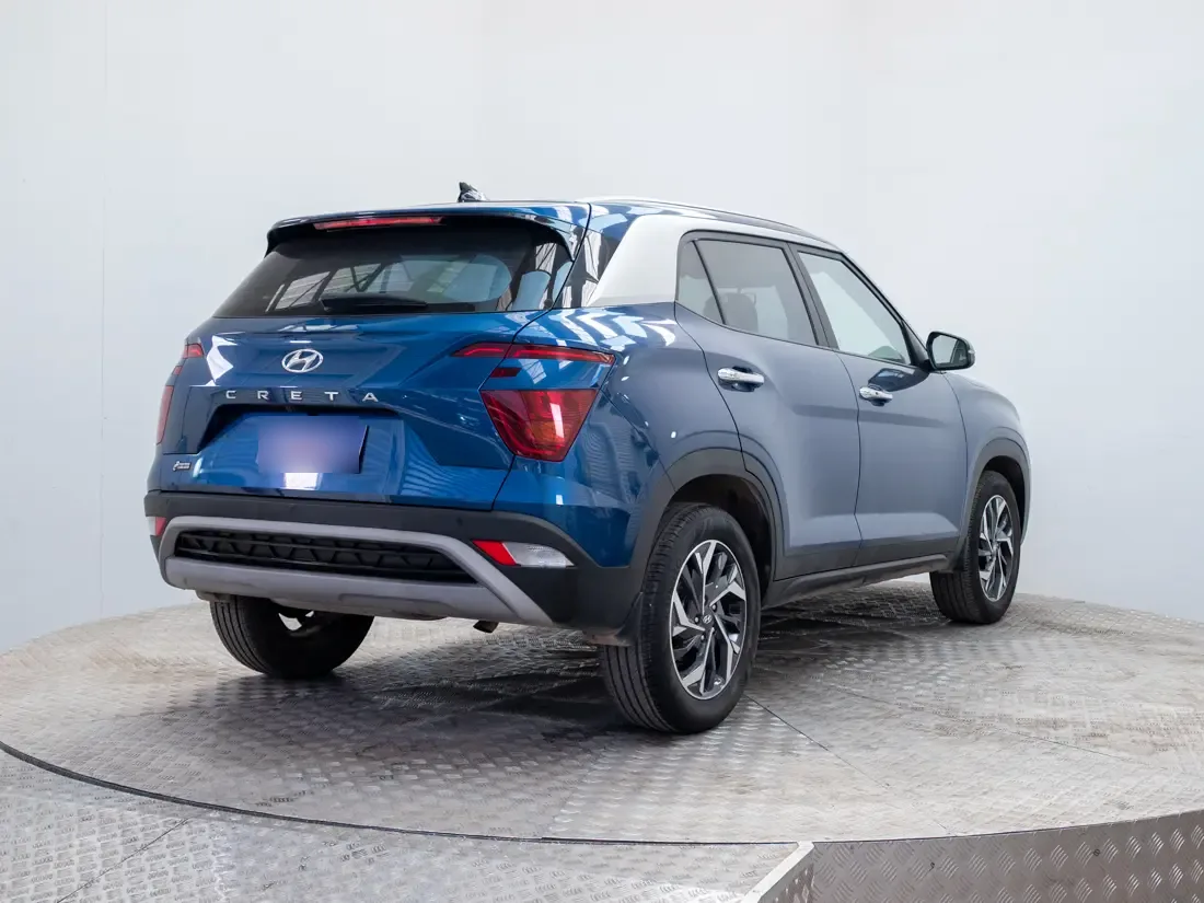 Hyundai Creta 1.5 Plus Su2id 4x2 Cvt At 5p año 2025