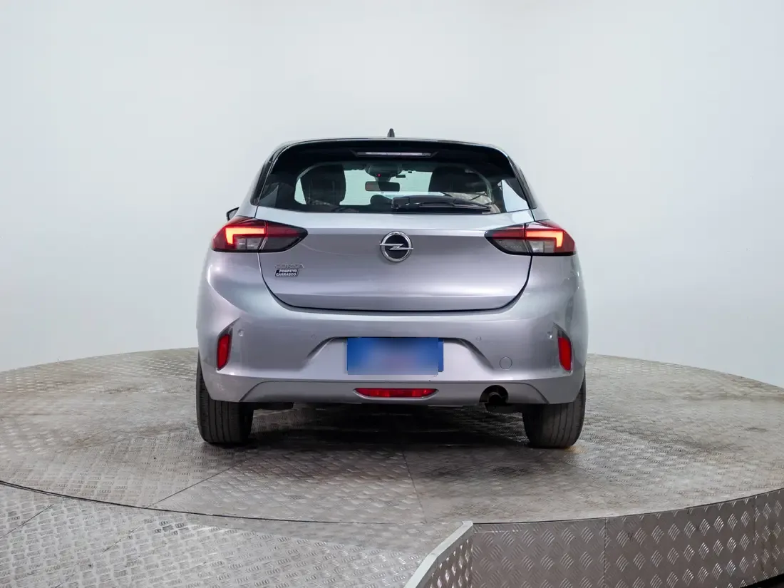 Opel Corsa Corsa 1.2 Edition At año 2021